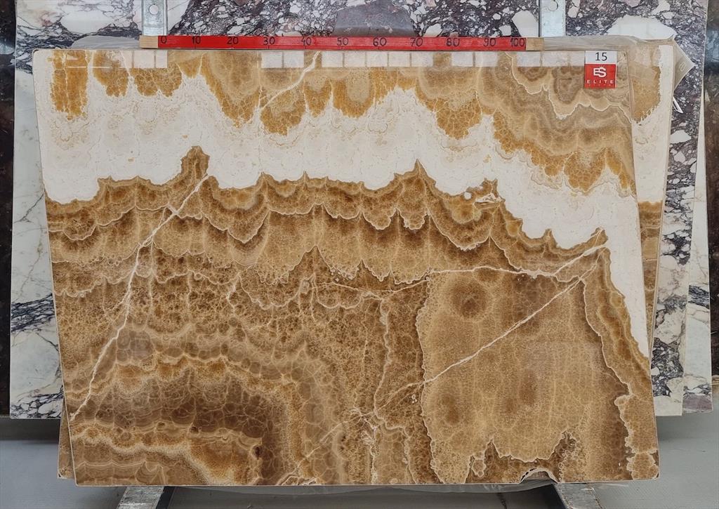Onyx Cappuccino Cc