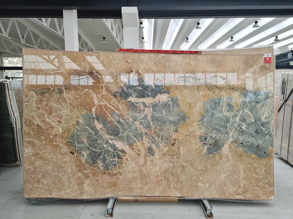 Breccia Blu